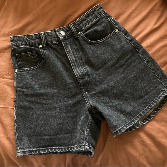 🌱SOLD🌱 High waisted zara jean shorts - Picture 1 of 3